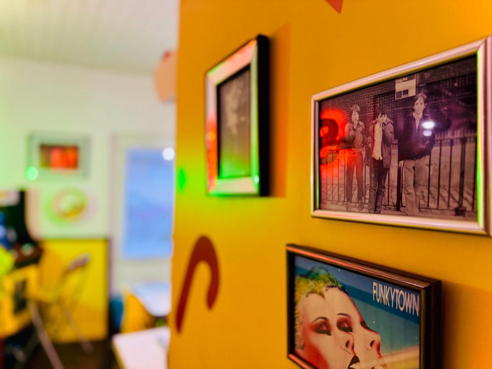Le Cap 80 , La Suite Des Nostalgiques Chez Ivona Vacances กูฌ็อง-เมสทราส ภายนอก รูปภาพ